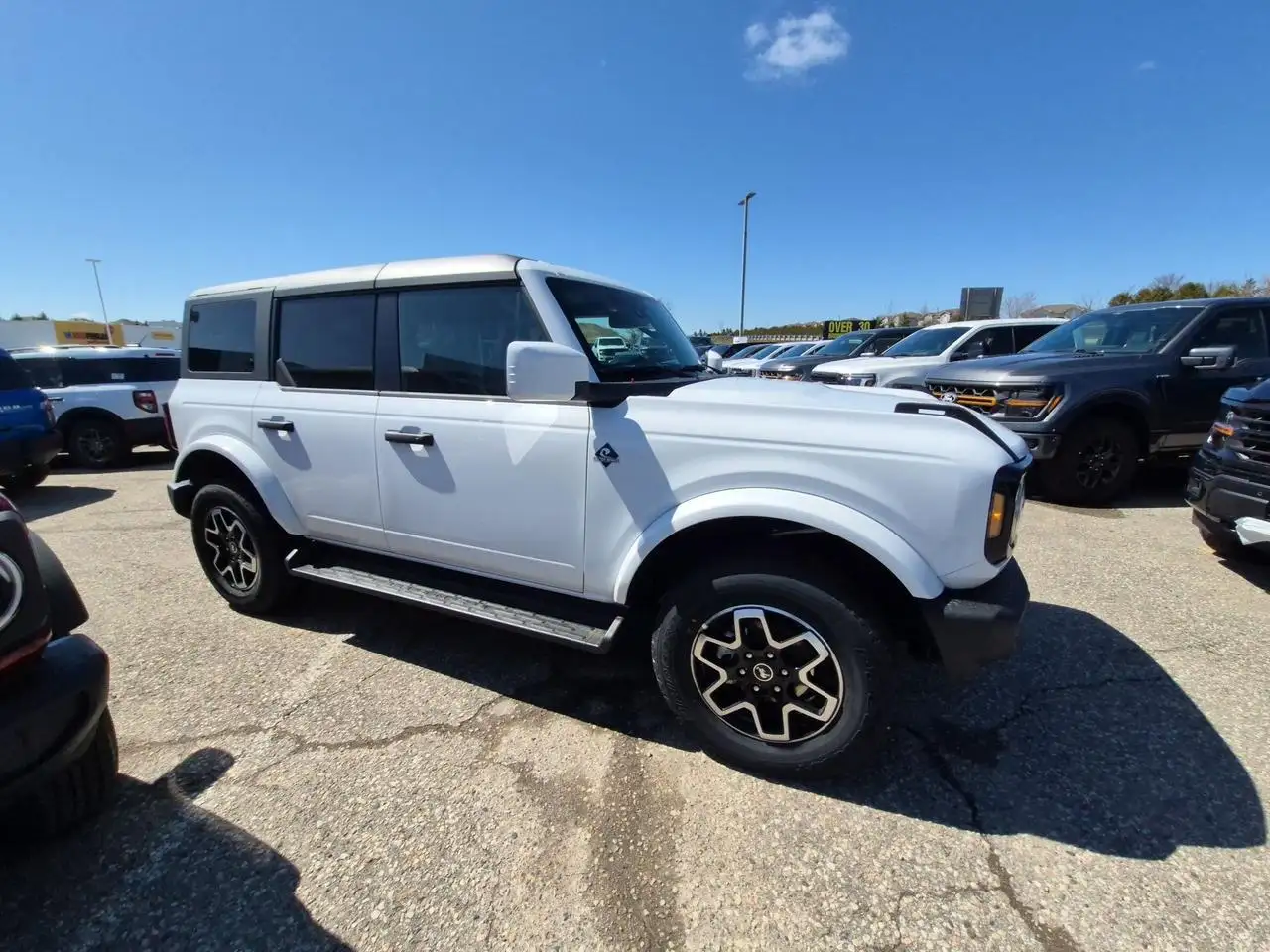 Ford Bronco снимка Ford Bronco