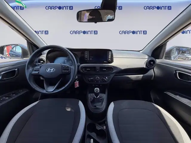 Hyundai I10 view 10