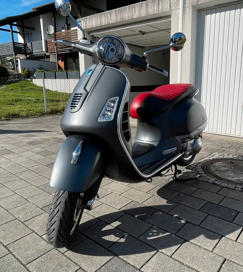 Vespa GTS Super Sport 300 Modell 2013 ohne ABS Gri - 1