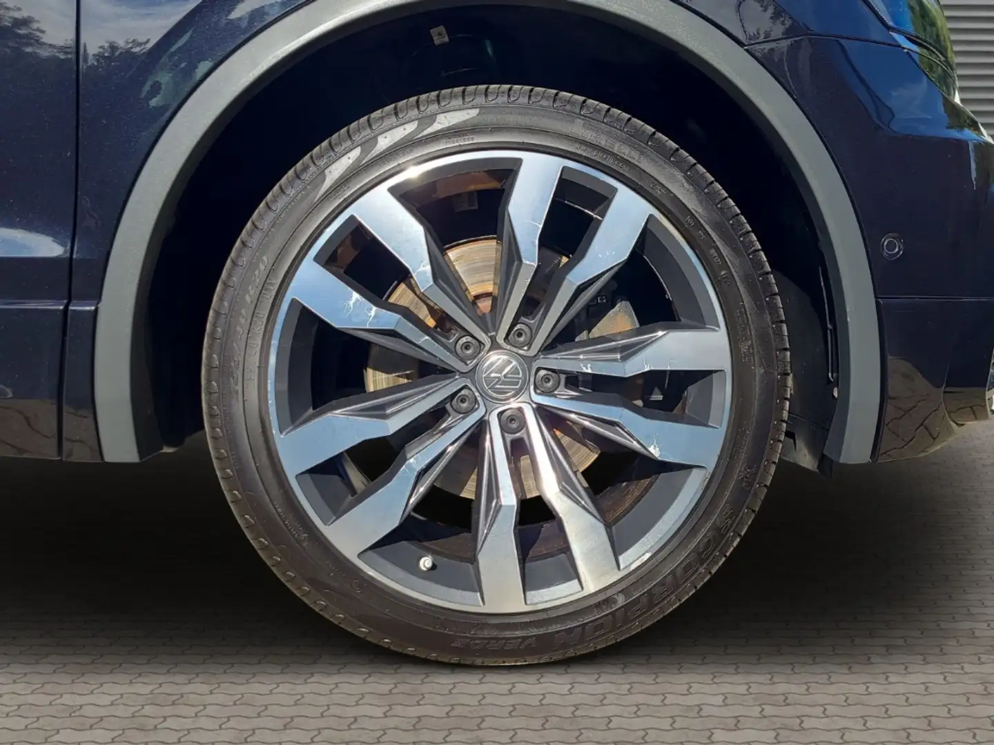 Volkswagen Tiguan Allspace 2.0 TDI Highline 4Motion R-Line Paket,HUD AHK-klap Noir - 2