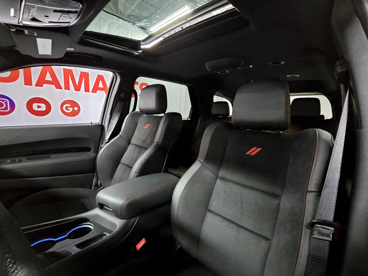 Dodge Durango снимка Dodge Durango
