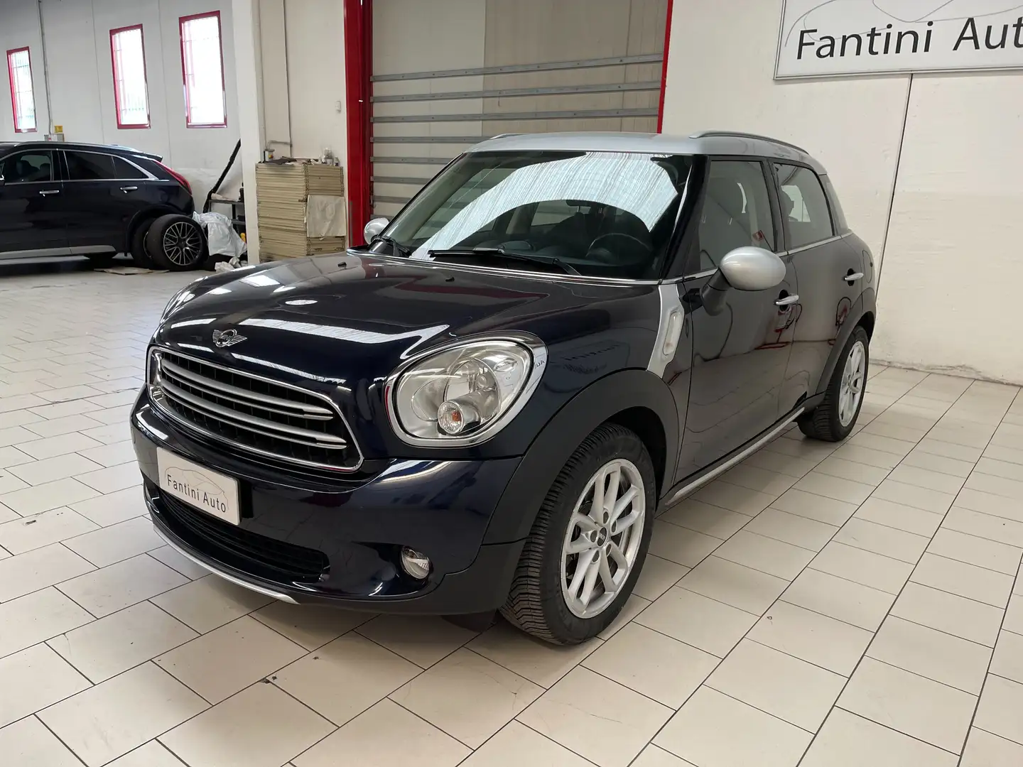 MINI Cooper D Countryman 1.6 Euro6 - Ok Neopatentati - Dettagli in Bio Blau - 2