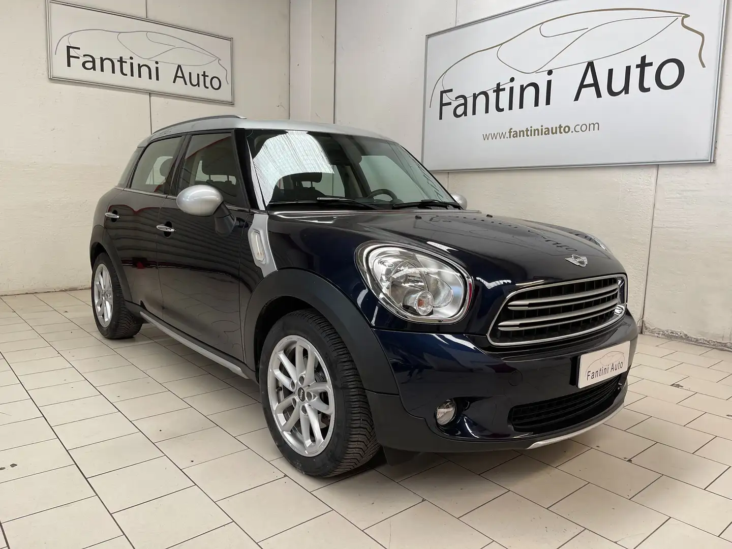 MINI Cooper D Countryman 1.6 Euro6 - Ok Neopatentati - Dettagli in Bio Blau - 1