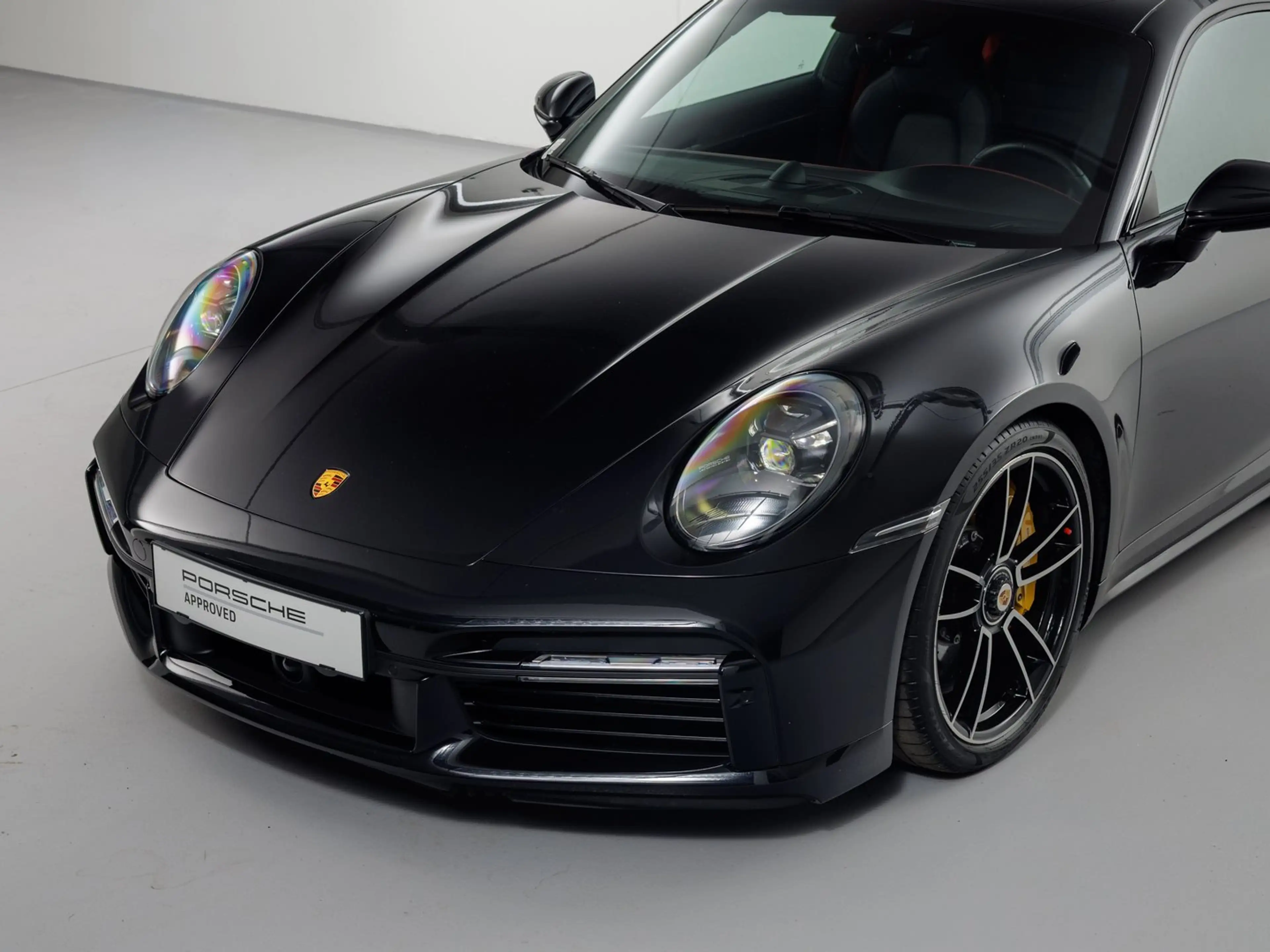 Porsche 911 Turbo S — photo 3