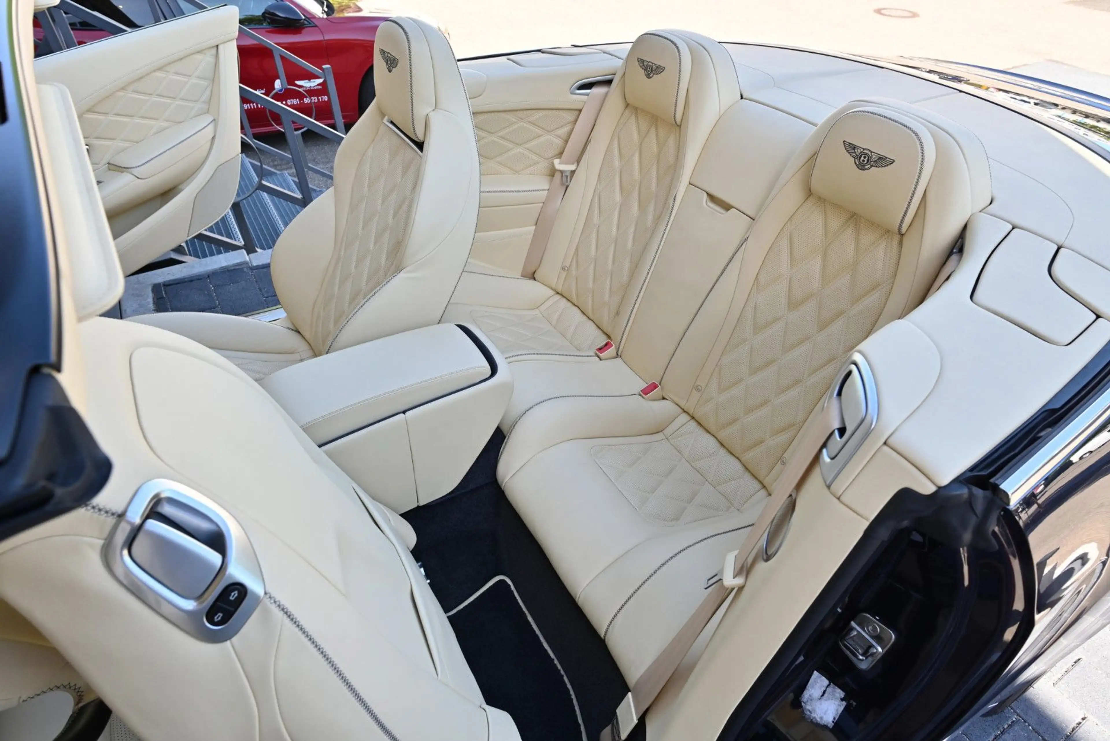 Bentley Continental GTC GTC V8/ACC/Mulliner/Kamera/Nackenwärmer/Garantie — photo 4