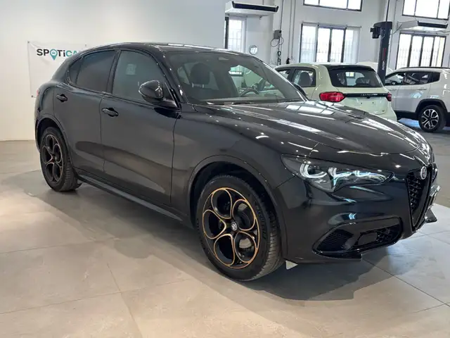 Alfa Romeo Stelvio view 3