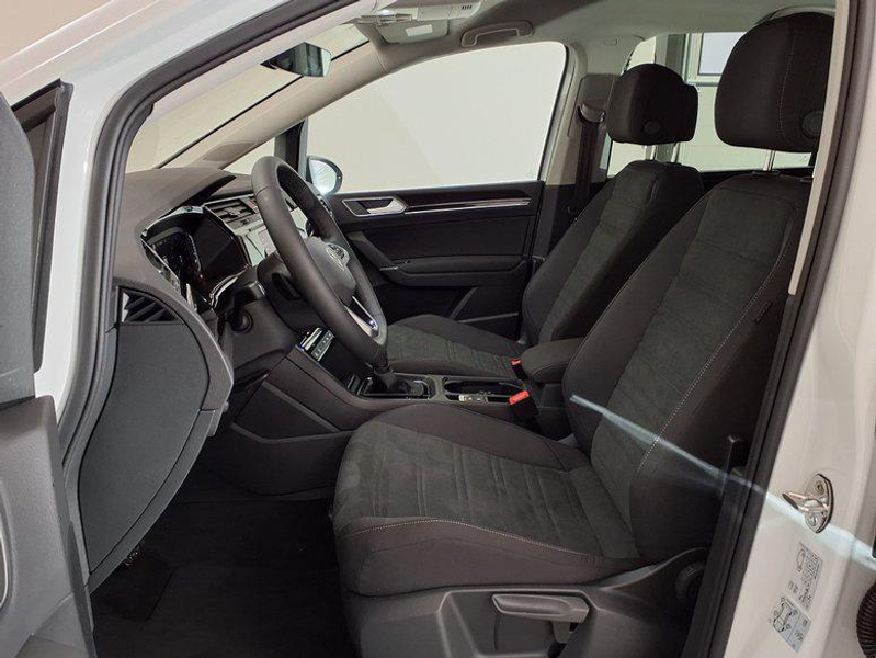 Volkswagen Touran Highline R-Line 1.5 TSI 7-Gang-DSG 110 kW (150 ... — photo 9