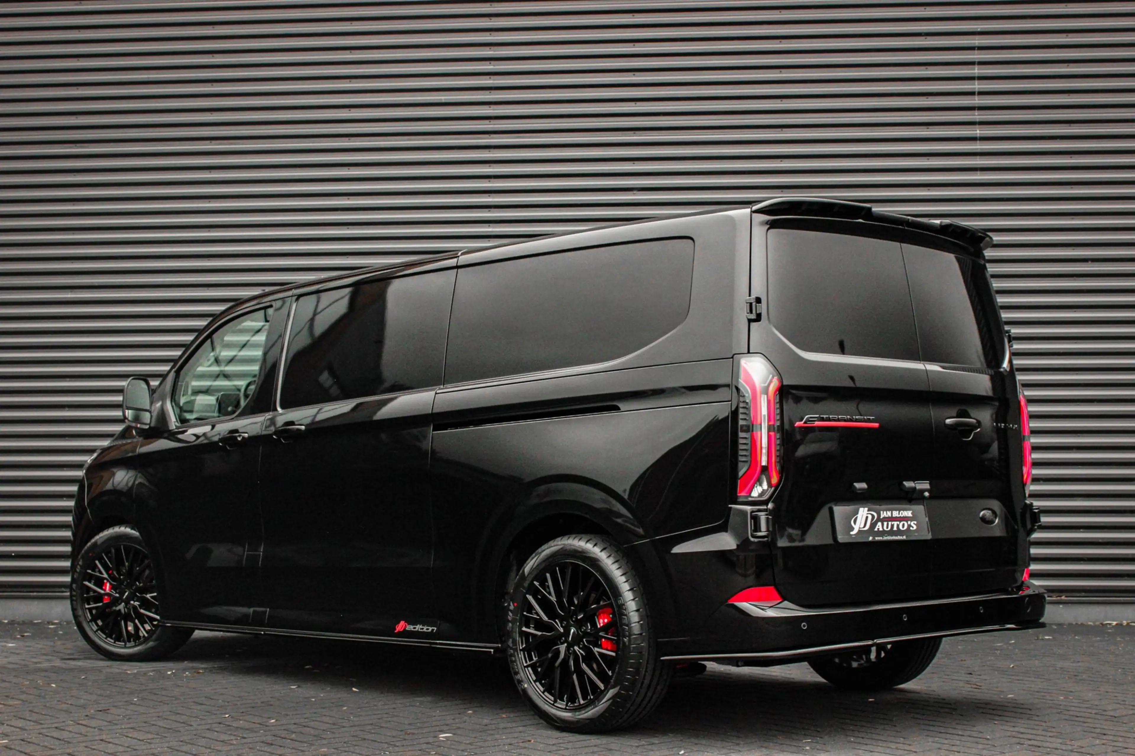 Ford E-Transit Cust. L2H1 Limited 71 kWh 218PK / JB- EDITON / CAM — photo 4