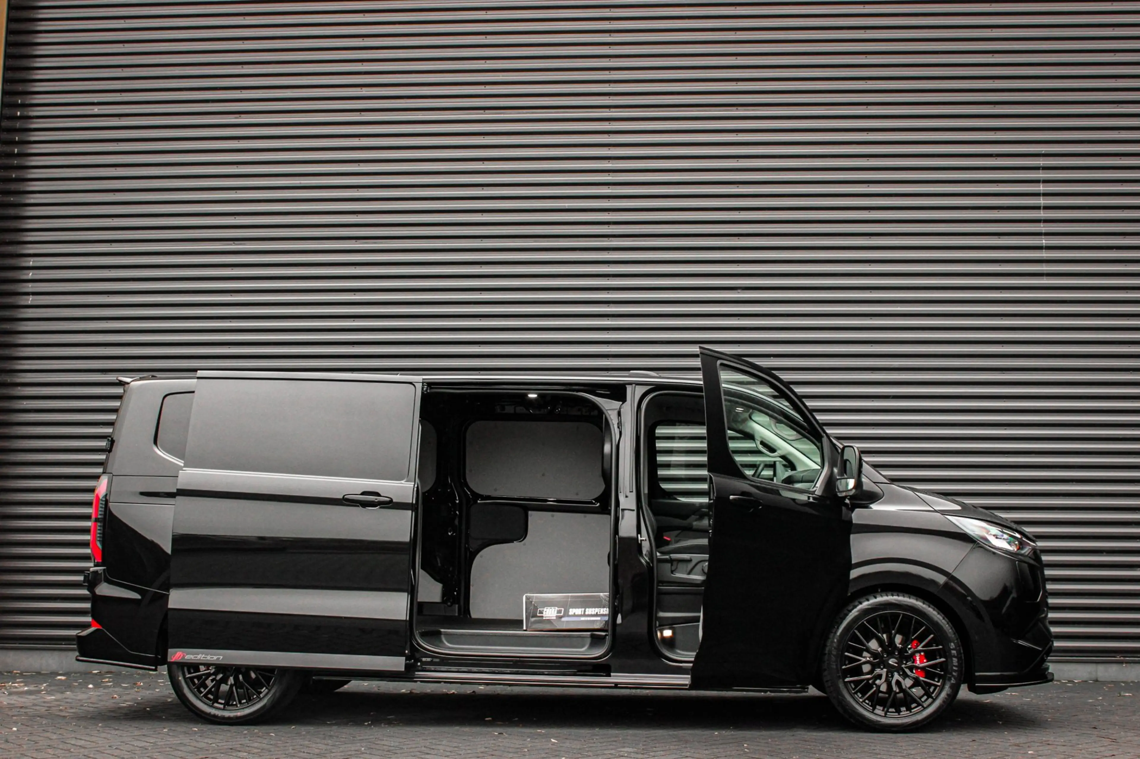 Ford E-Transit Cust. L2H1 Limited 71 kWh 218PK / JB- EDITON / CAM — photo 8