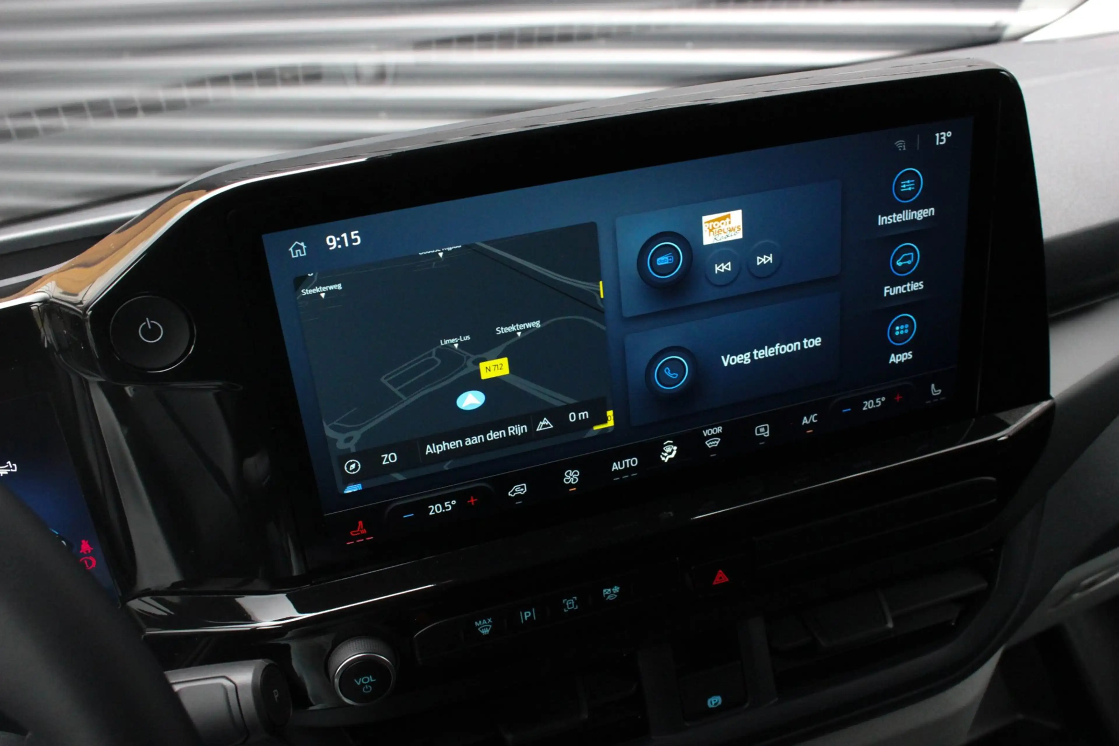 Ford E-Transit Cust. L2H1 Limited 71 kWh 218PK / JB- EDITON / CAM — photo 23