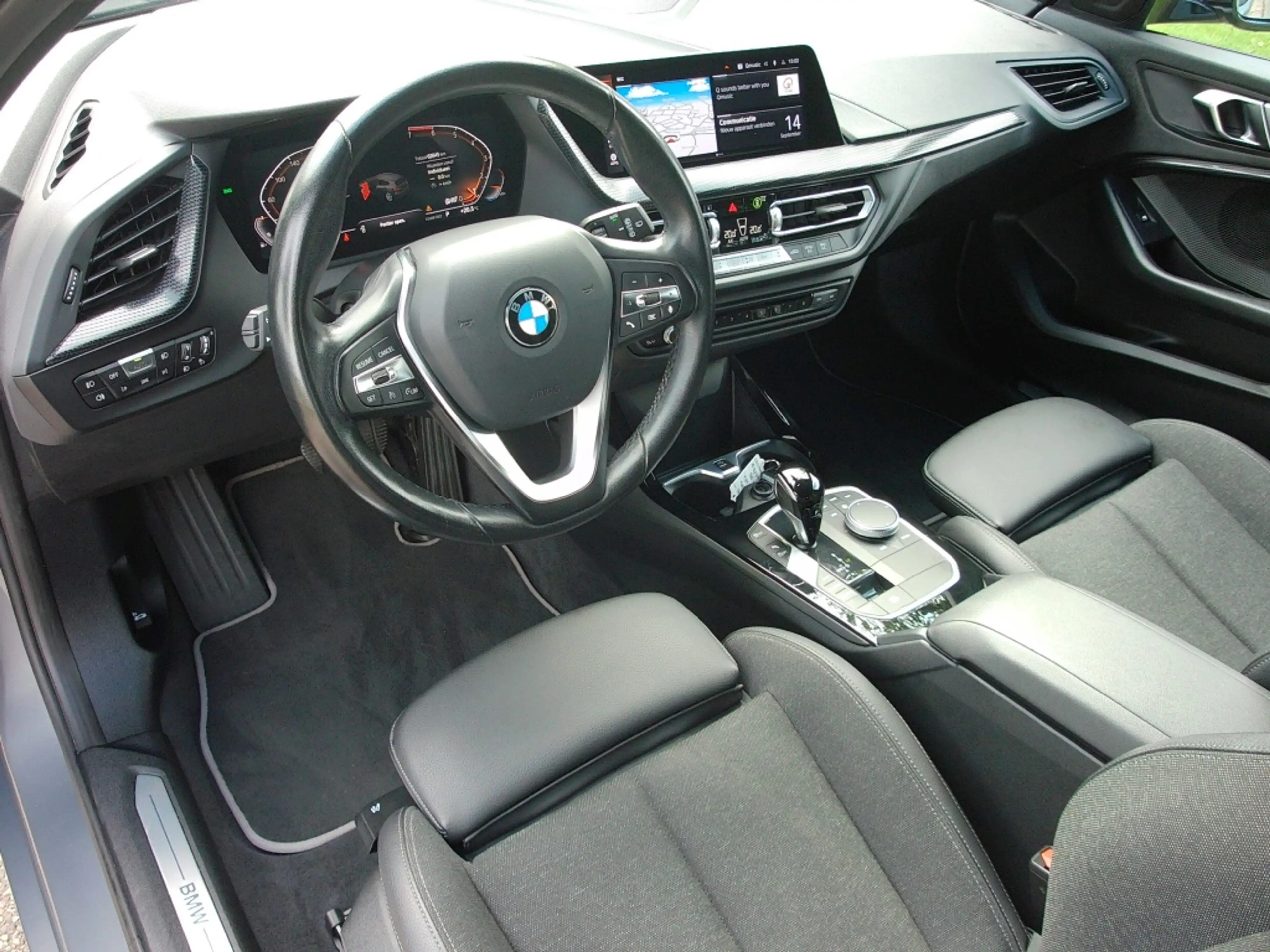 BMW 118 1-Serie (F40) 118i 136pk Aut Business Edition Plus — photo 22