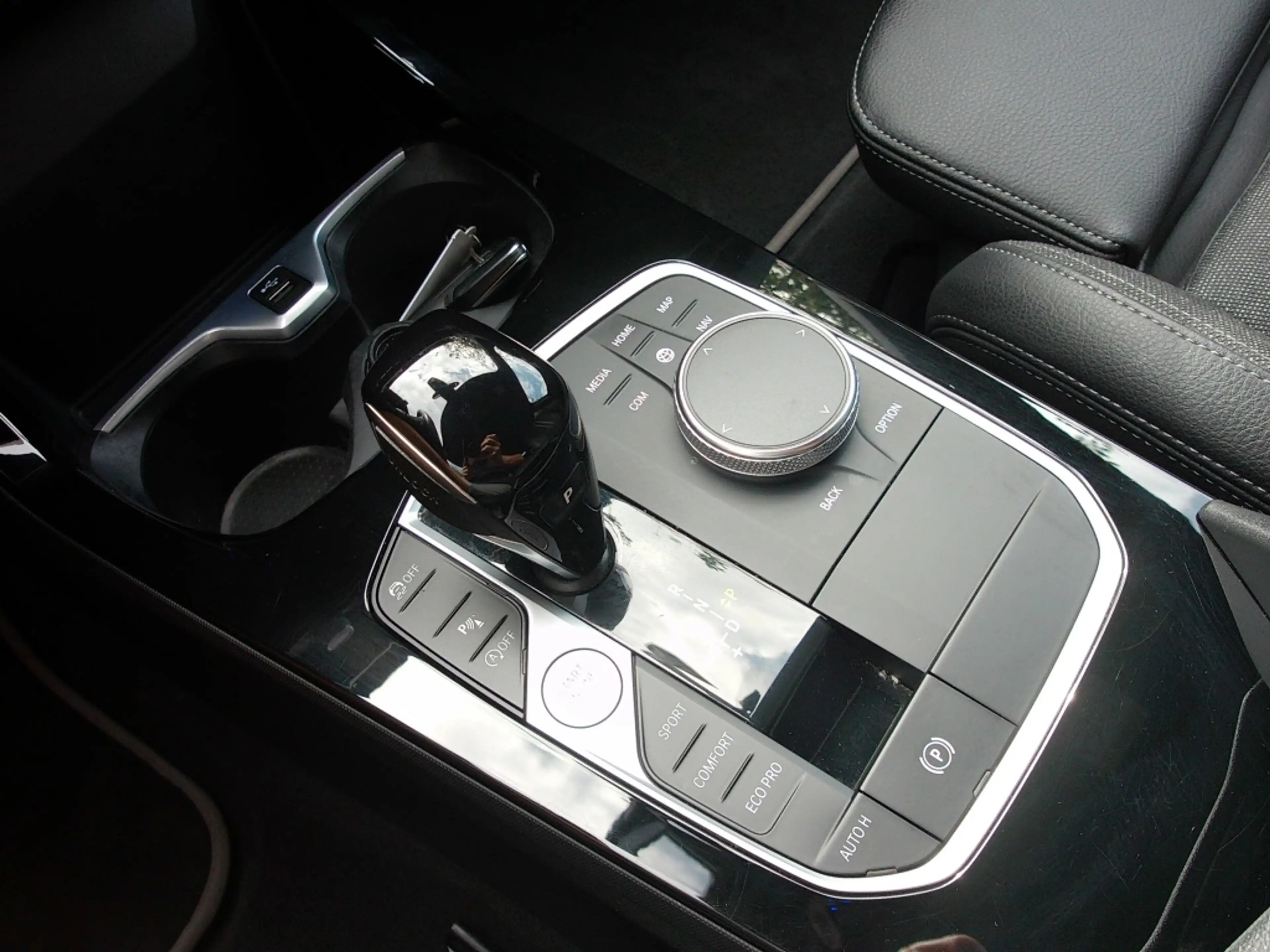 BMW 118 1-Serie (F40) 118i 136pk Aut Business Edition Plus — photo 26