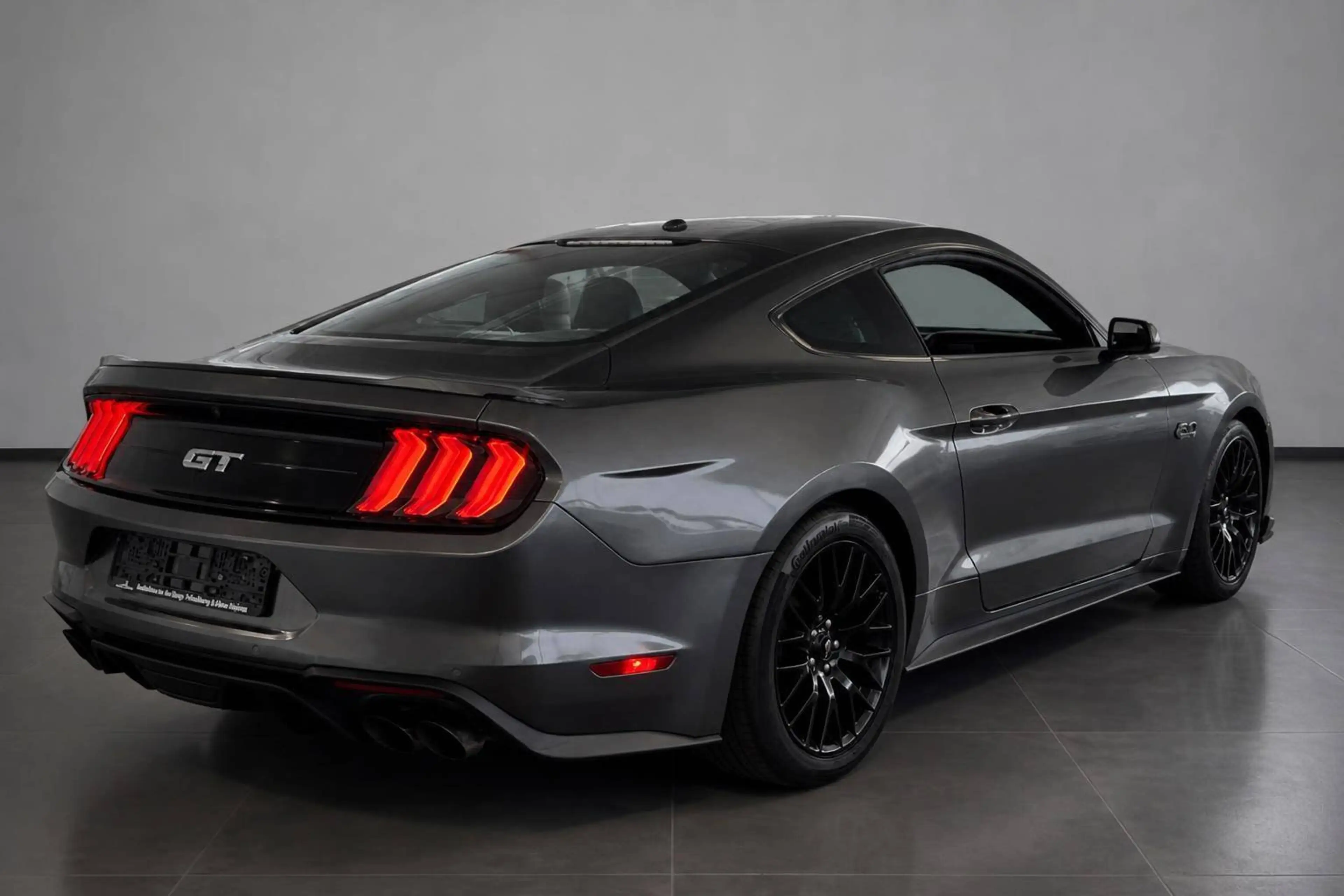 Ford Mustang GT Fastback — photo 7