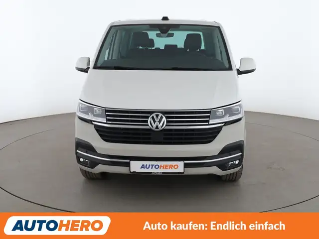 Volkswagen Multivan view 9