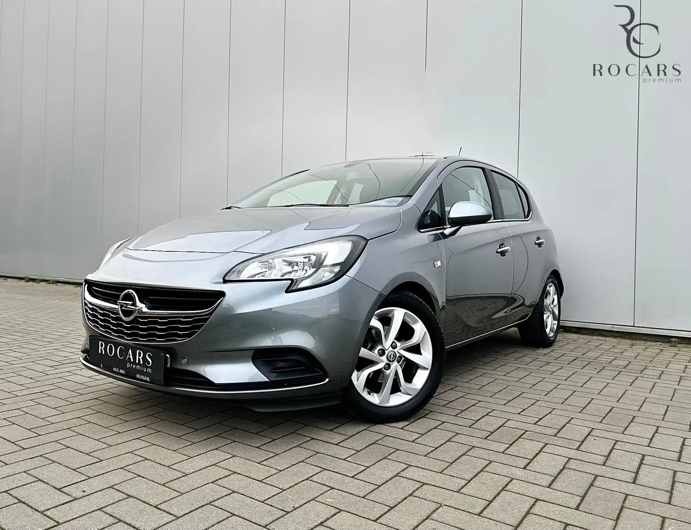 Opel Corsa 1.2i *GPS * CARPLAY* RADAR* CRUISE*GARANTIE 12MOIS Gris - 1