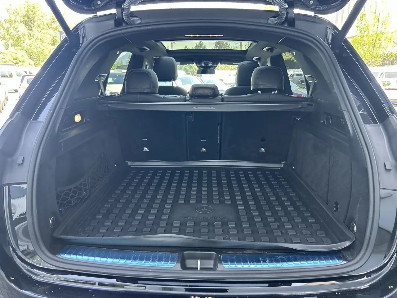 Mercedes-Benz GLE снимка Mercedes-Benz GLE