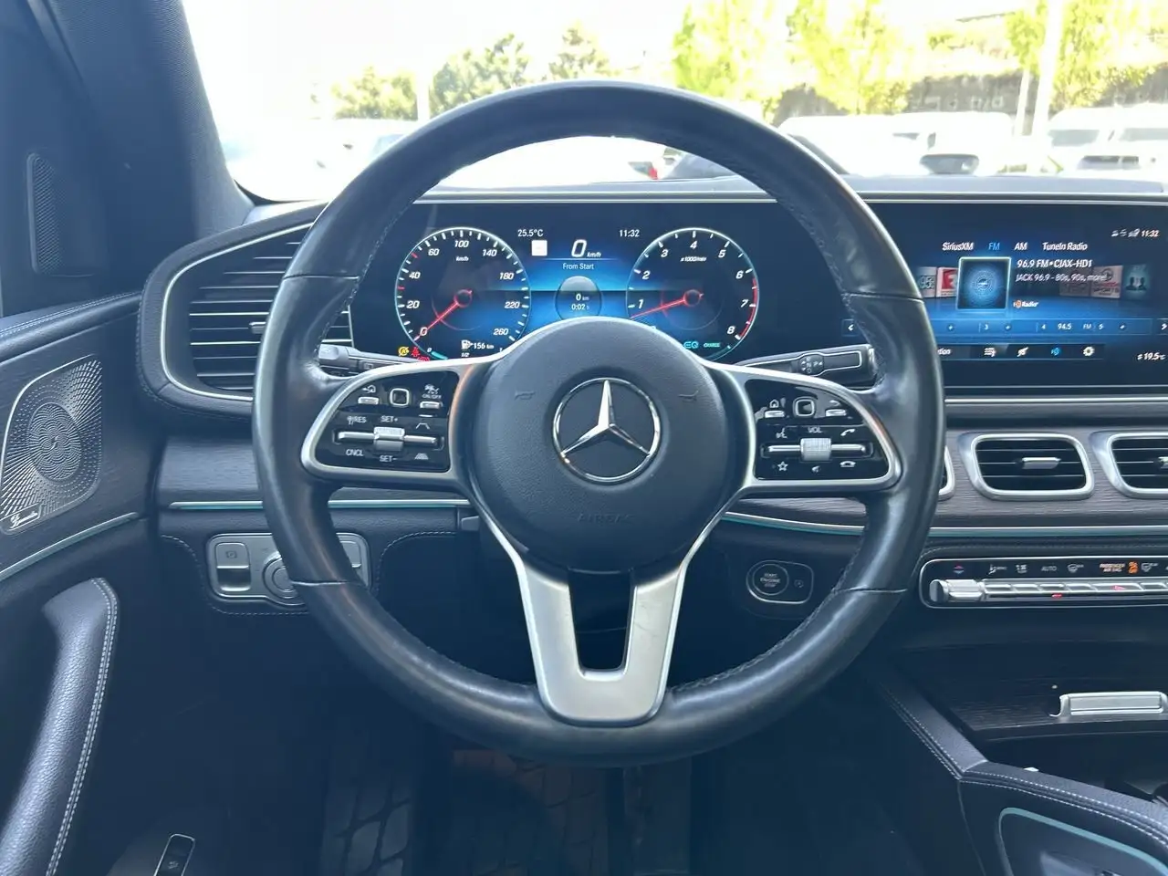 Mercedes-Benz GLE снимка Mercedes-Benz GLE