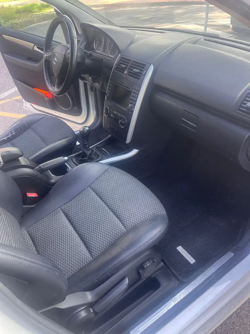 Mercedes-Benz A 160 Classe+A+-+W/C+169+(150)+be+Avantgarde Bianco - 1