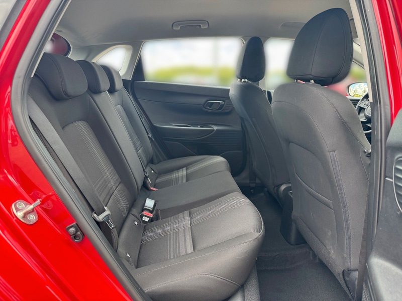 Hyundai i20 1.0T Select DAB Bluetooth PDC Sitzh Lenkh — photo 13