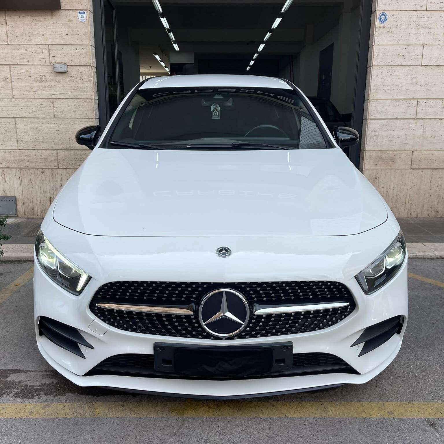 Mercedes-Benz A 180