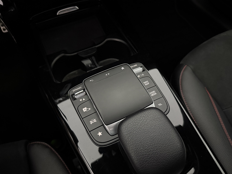 Mercedes-Benz A 180 Business Solution AMG | Pano | Camera | Virtual | — photo 36