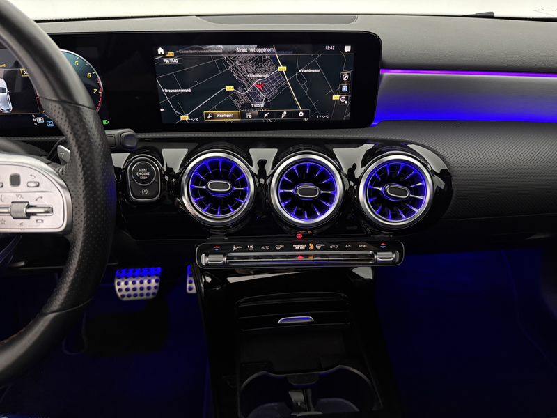 Mercedes-Benz A 180 Business Solution AMG | Pano | Camera | Virtual | — photo 19