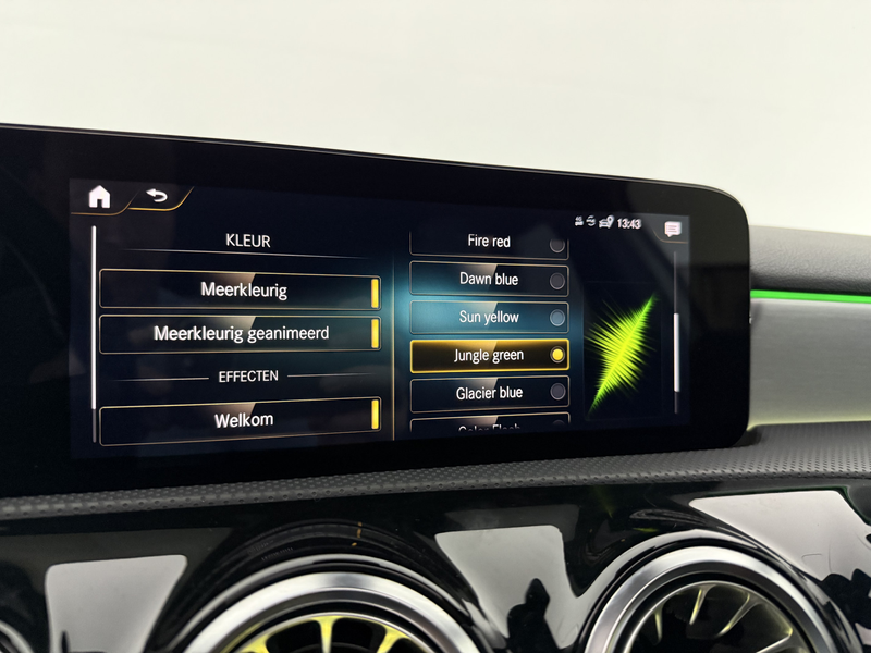 Mercedes-Benz A 180 Business Solution AMG | Pano | Camera | Virtual | — photo 28