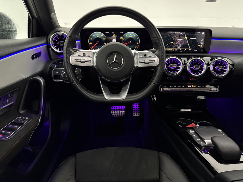 Mercedes-Benz A 180 Business Solution AMG | Pano | Camera | Virtual | — photo 13