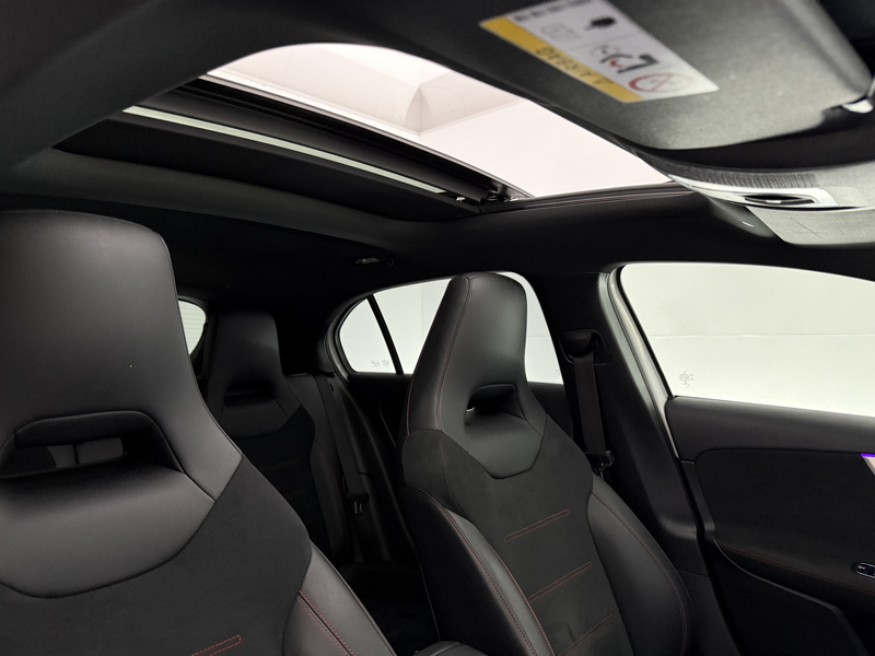 Mercedes-Benz A 180 Business Solution AMG | Pano | Camera | Virtual | — photo 4
