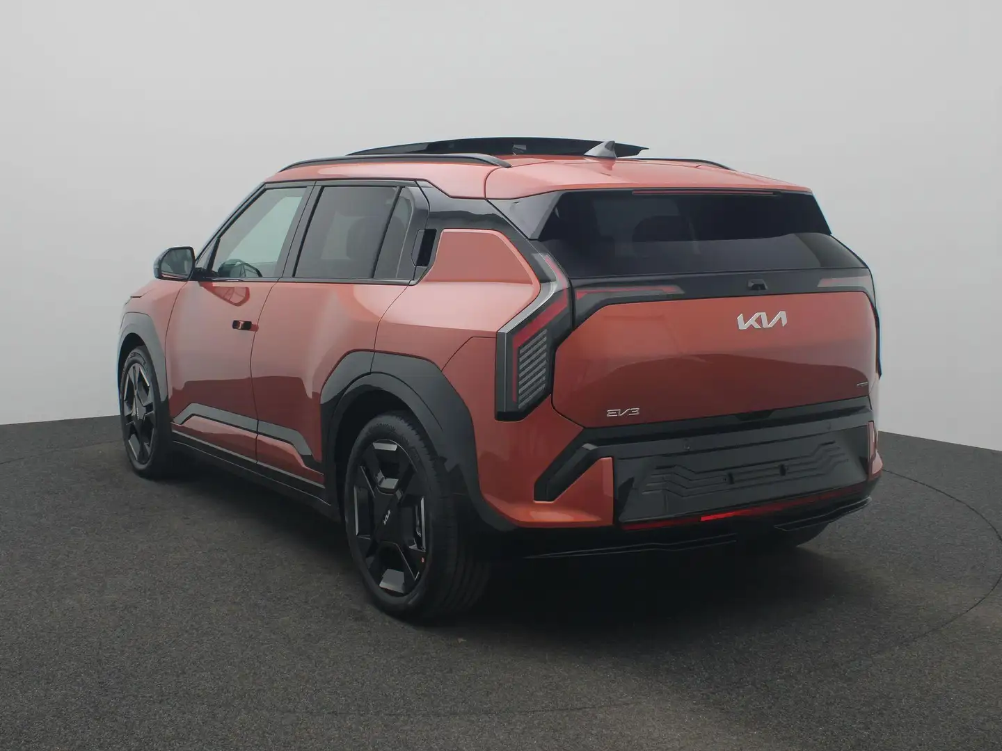 Kia EV3 GT-Line 81.4 kWh | Vegan Leder | Open Dak | Stoelv Orange - 2