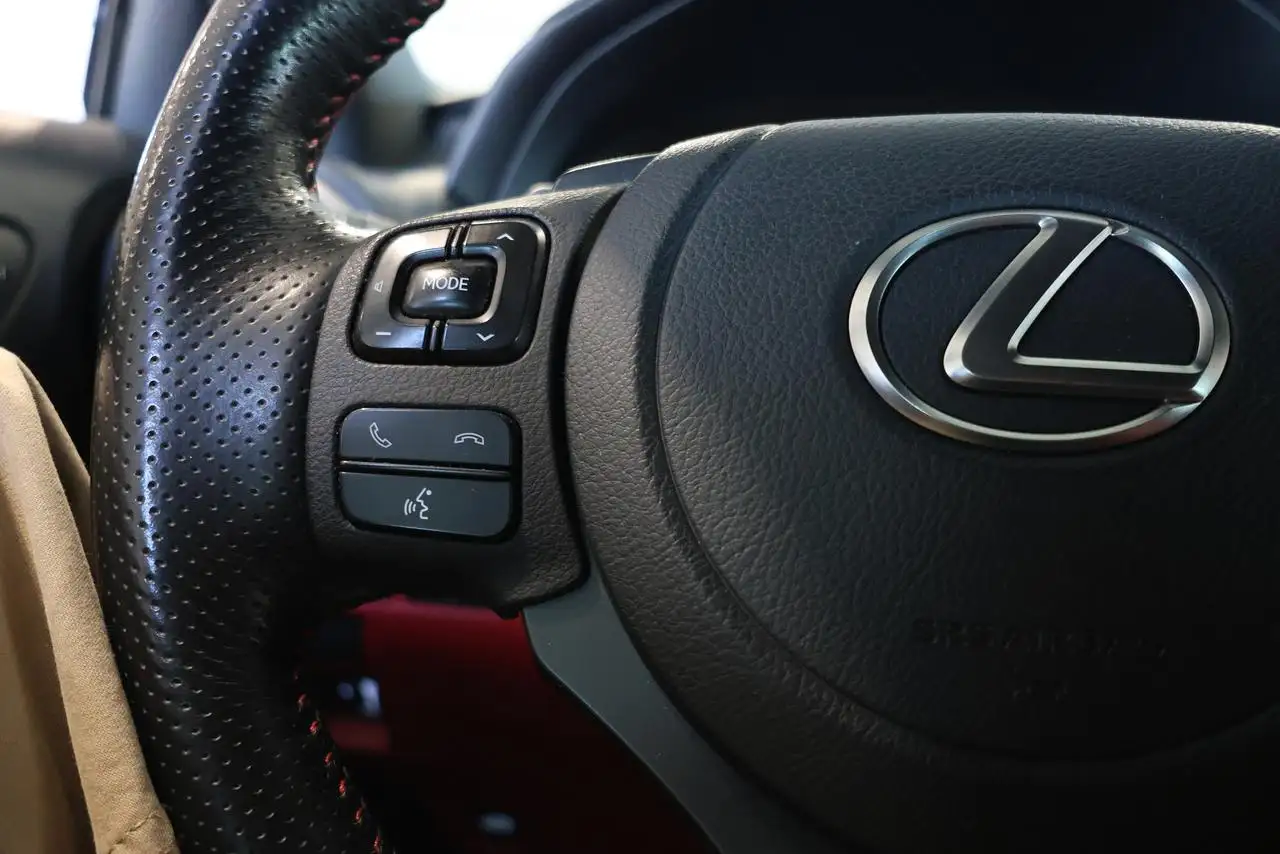 Lexus IS fotografie Lexus IS