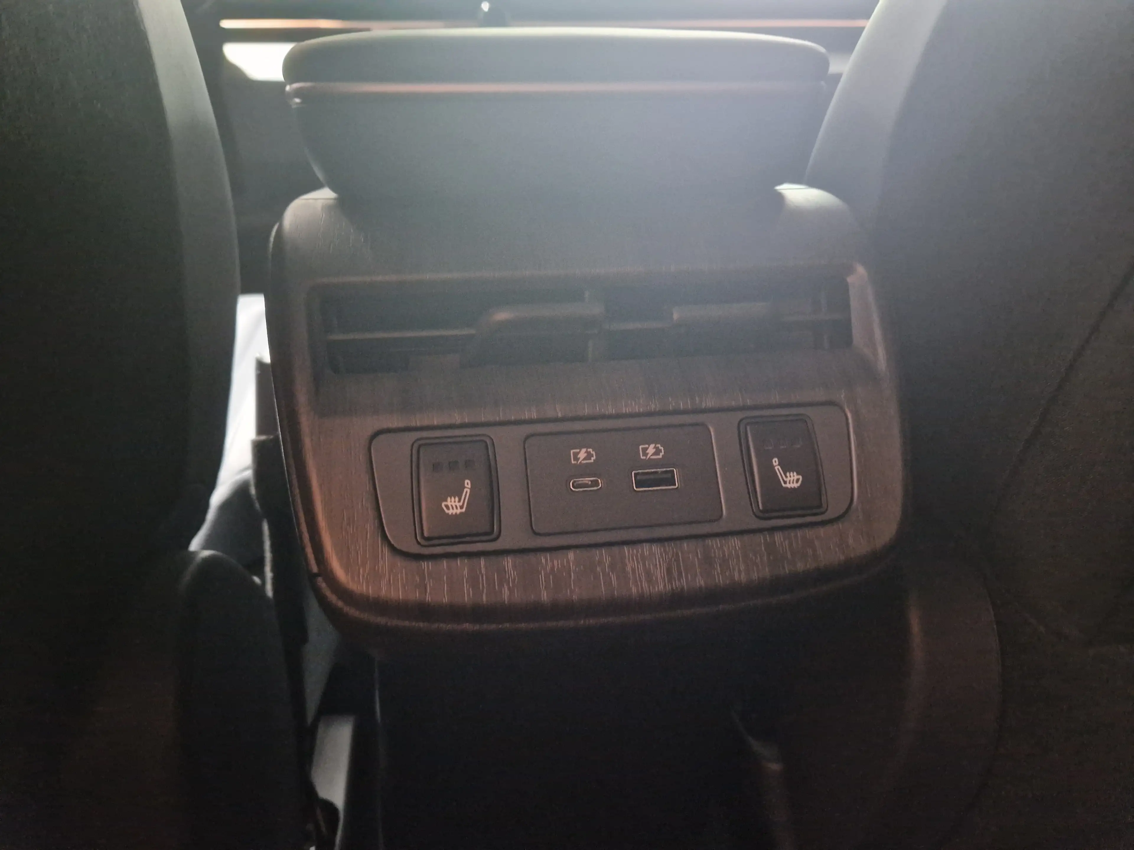 Nissan Ariya 87kWh e-4ORCE Evolve: 2 Wochen Lieferzeit — photo 9
