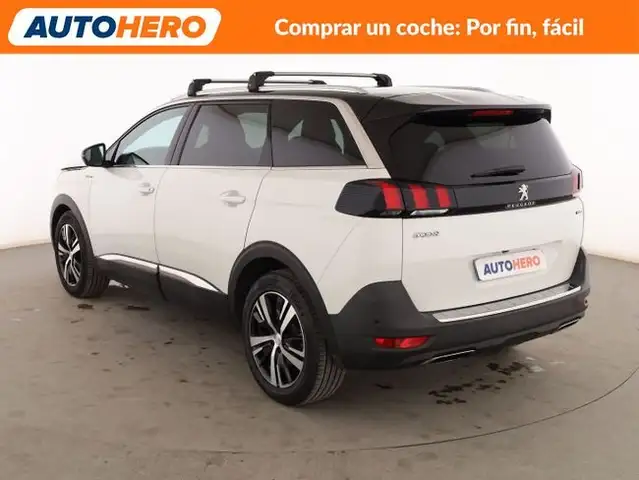 Peugeot 5008 view 4