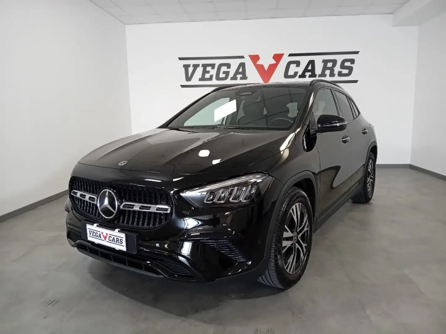 Mercedes-Benz GLA 180 d Automatic SPORT Nero - 1
