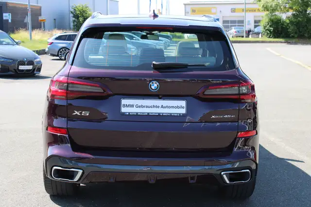 BMW X5 Xdrive45e view 6