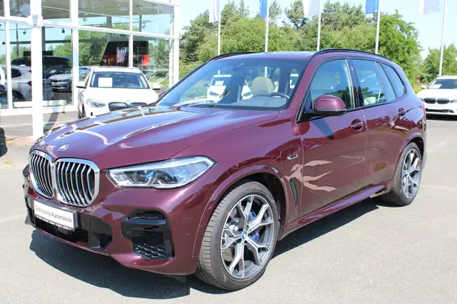 BMW X5 view 2