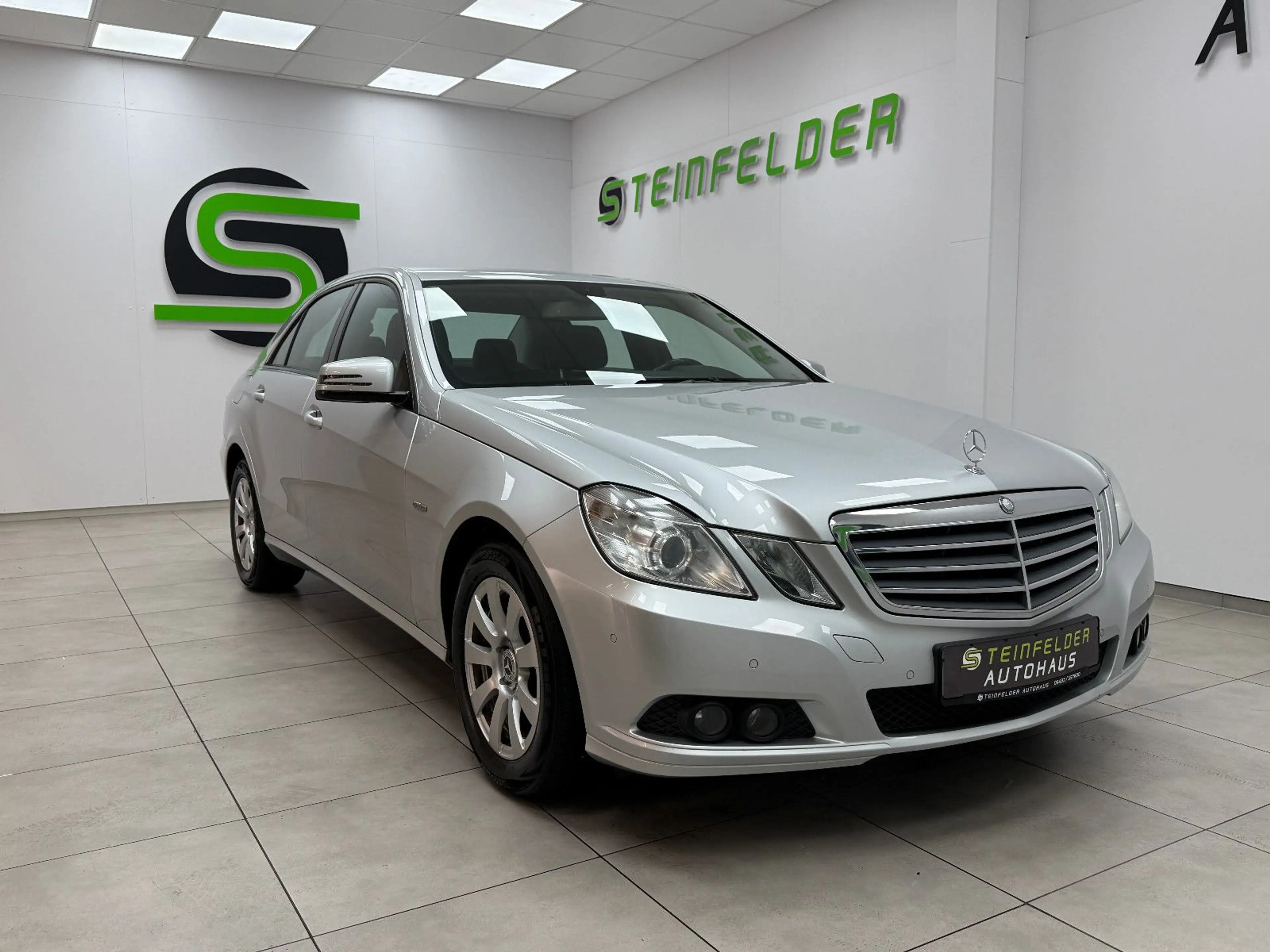 Mercedes-Benz E 250 Limousine CDI TEMPOMAT / ELEKTR. SITZE /BT
