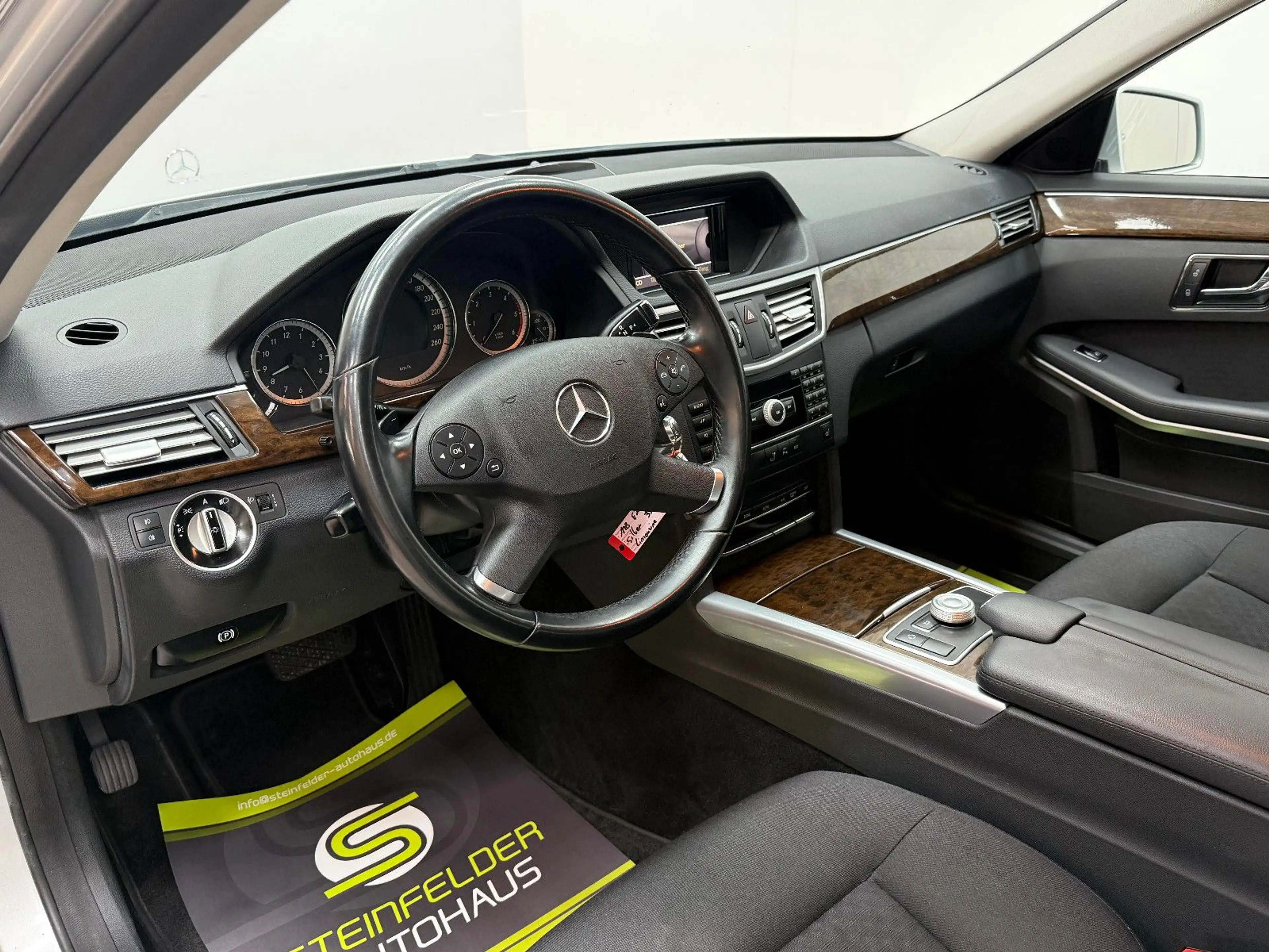 Mercedes-Benz E 250 Limousine CDI TEMPOMAT / ELEKTR. SITZE /BT — photo 9