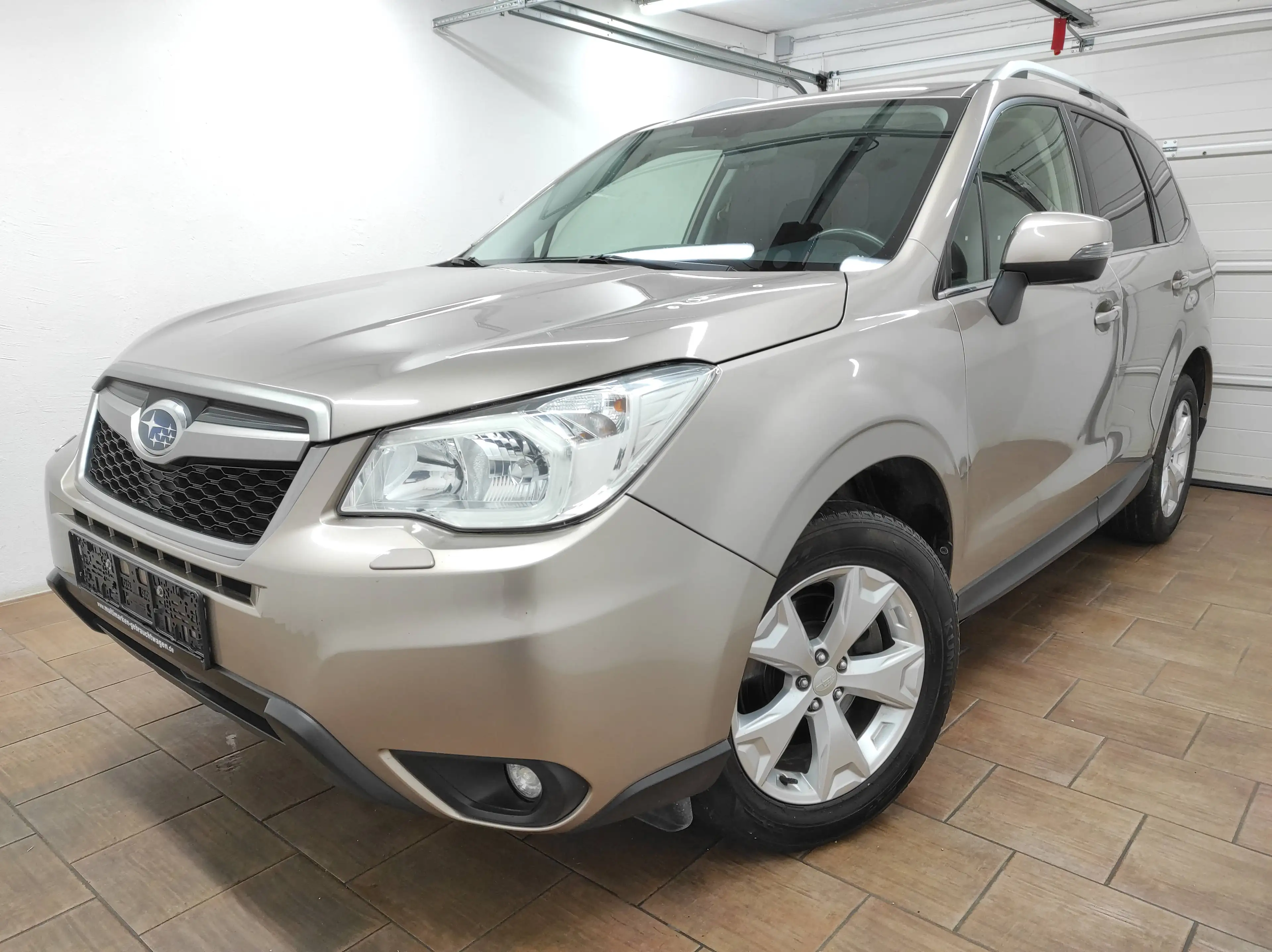 Subaru Forester 2.0 D AUTOMATIK ALLRAD 4X4 XENON KLIMA EURO-6 AHK — photo 4