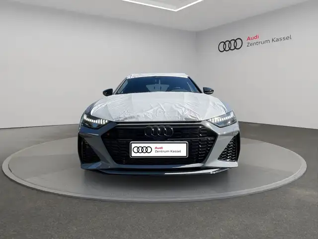 Audi RS6 view 10