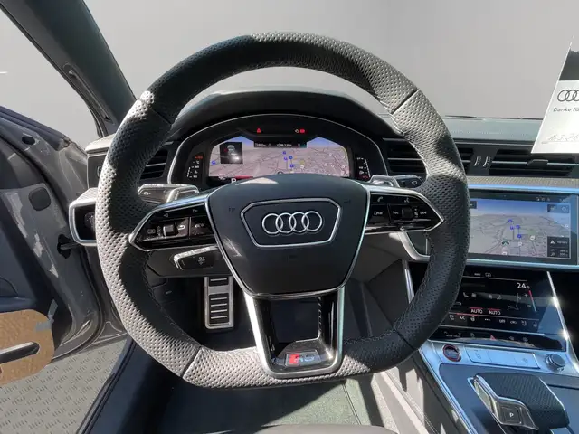 Audi RS6 view 12