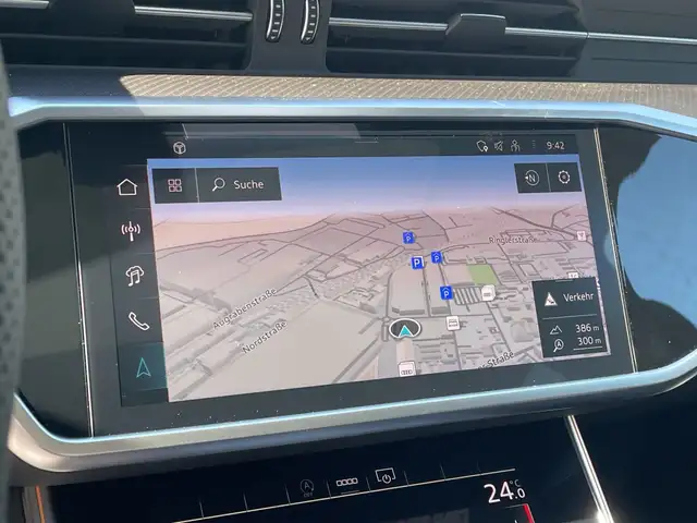 Audi RS6 view 14