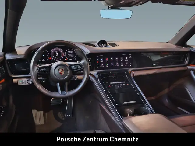 Porsche Panamera view 7