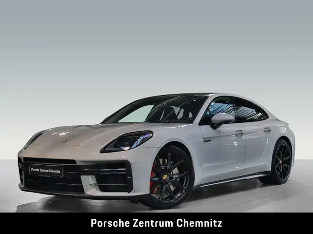 Porsche Panamera main image