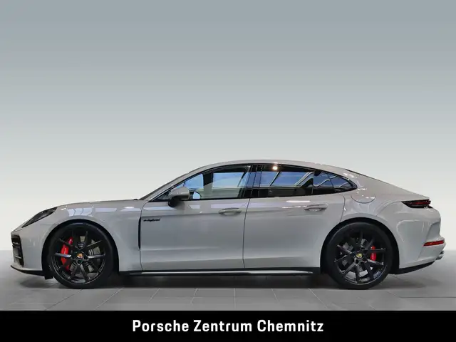 Porsche Panamera view 2