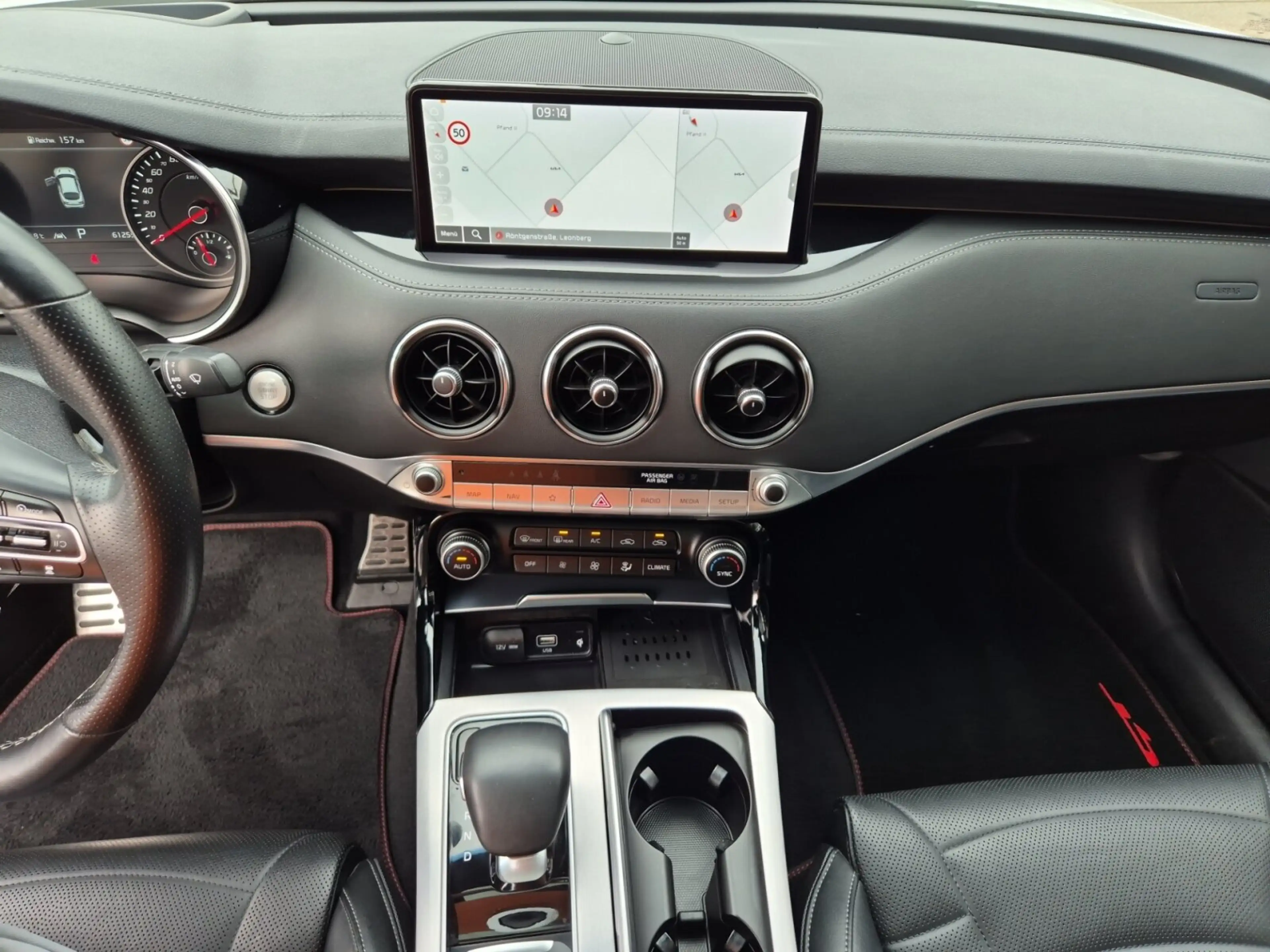 Kia Stinger Stinger 3.3 V6 4WD GT Navi GD Distanzscheiben — photo 8