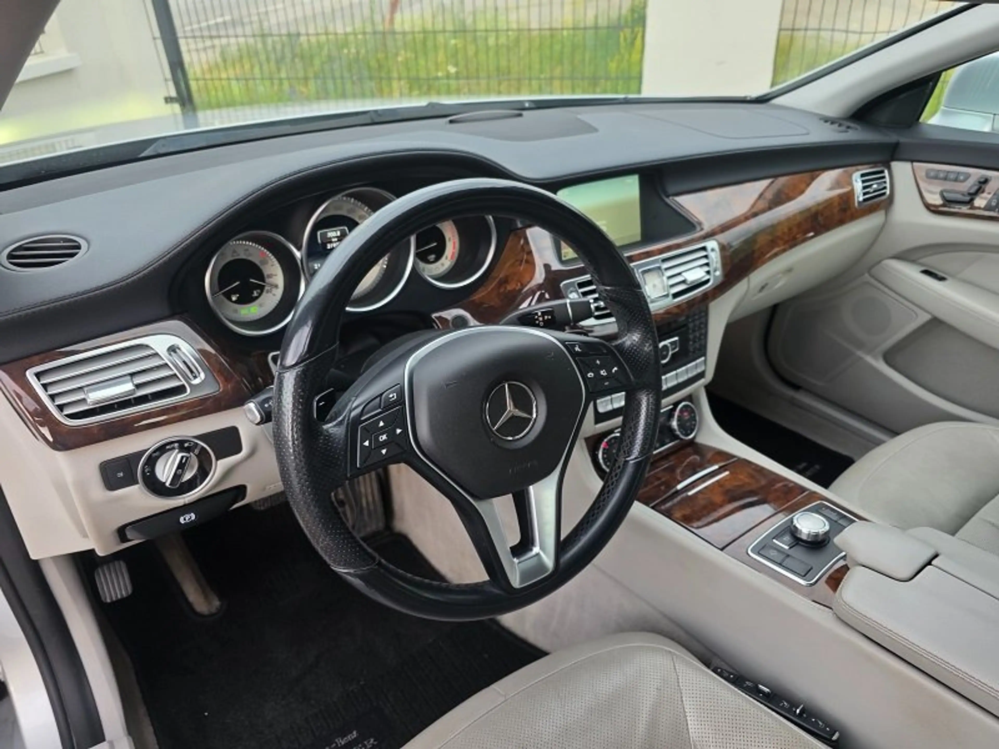 Mercedes-Benz CLS 350 CLS 350 CDI BlueEfficiency 4MATIC Aut. DPF — photo 7