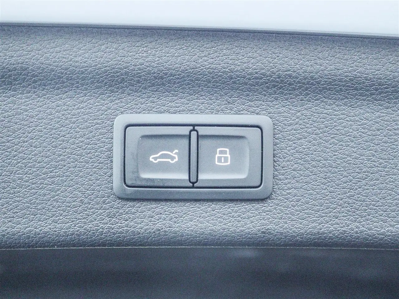 Audi Q3 снимка Audi Q3