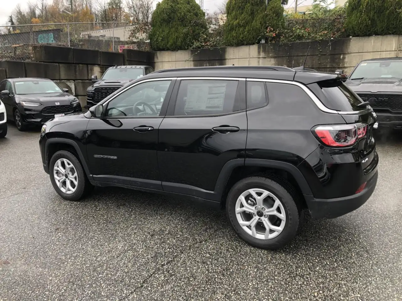 Jeep Compass снимка Jeep Compass