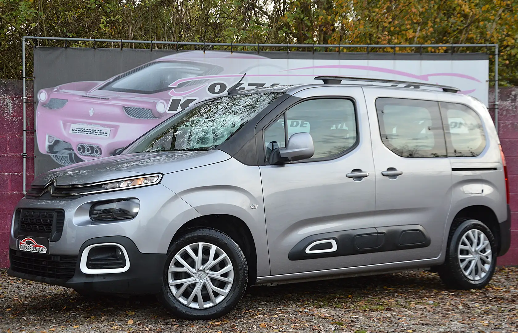 Citroen Berlingo 1.5BlueHDi M Shine NAV SENS AV/AR CLIM 85.018KM Grijs - 1